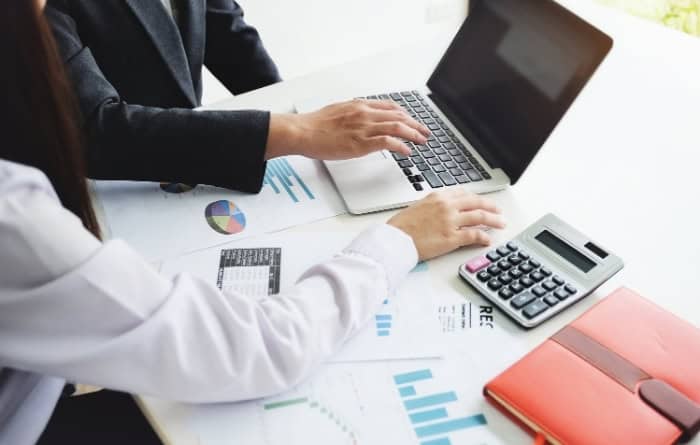 When to Hire a Tax Consultant?